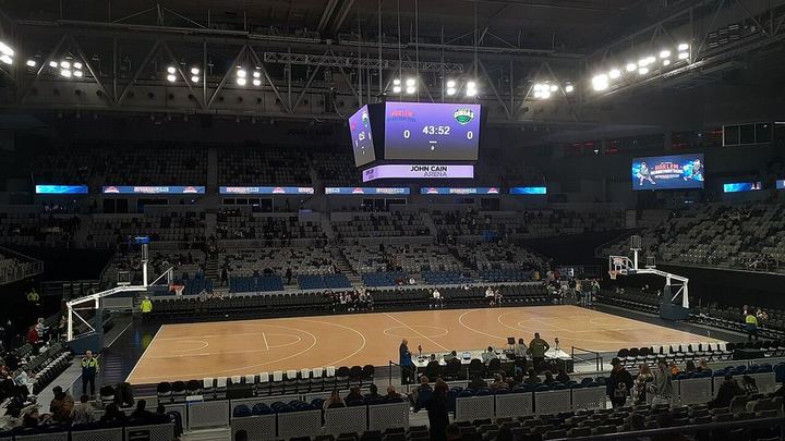 u17男篮82-63大胜委内瑞拉 球员评价：3人优秀，7人及格，1人低迷（封面配图）